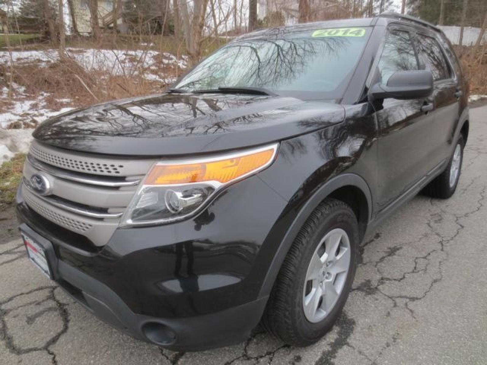 2014 Black /Gray Ford Explorer (1FM5K8B82EG) with an 3.5L V6 DOHC 24V engine, Automatic transmission, located at 270 US Route 6, Mahopac, NY, 10541, (845) 621-0895, 41.349022, -73.755280 - Photo #0